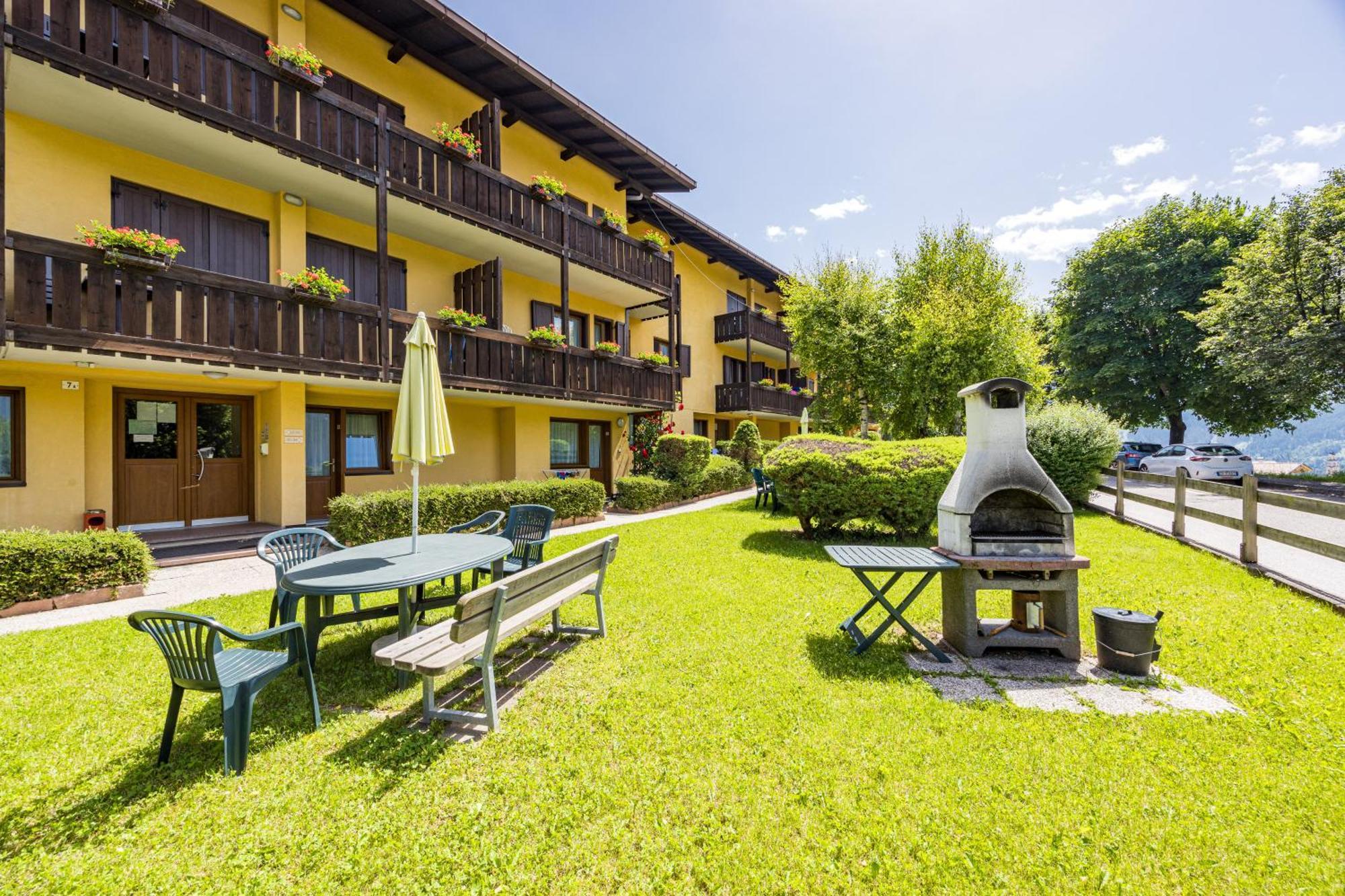 Residence Lagorai Тезеро Екстериор снимка