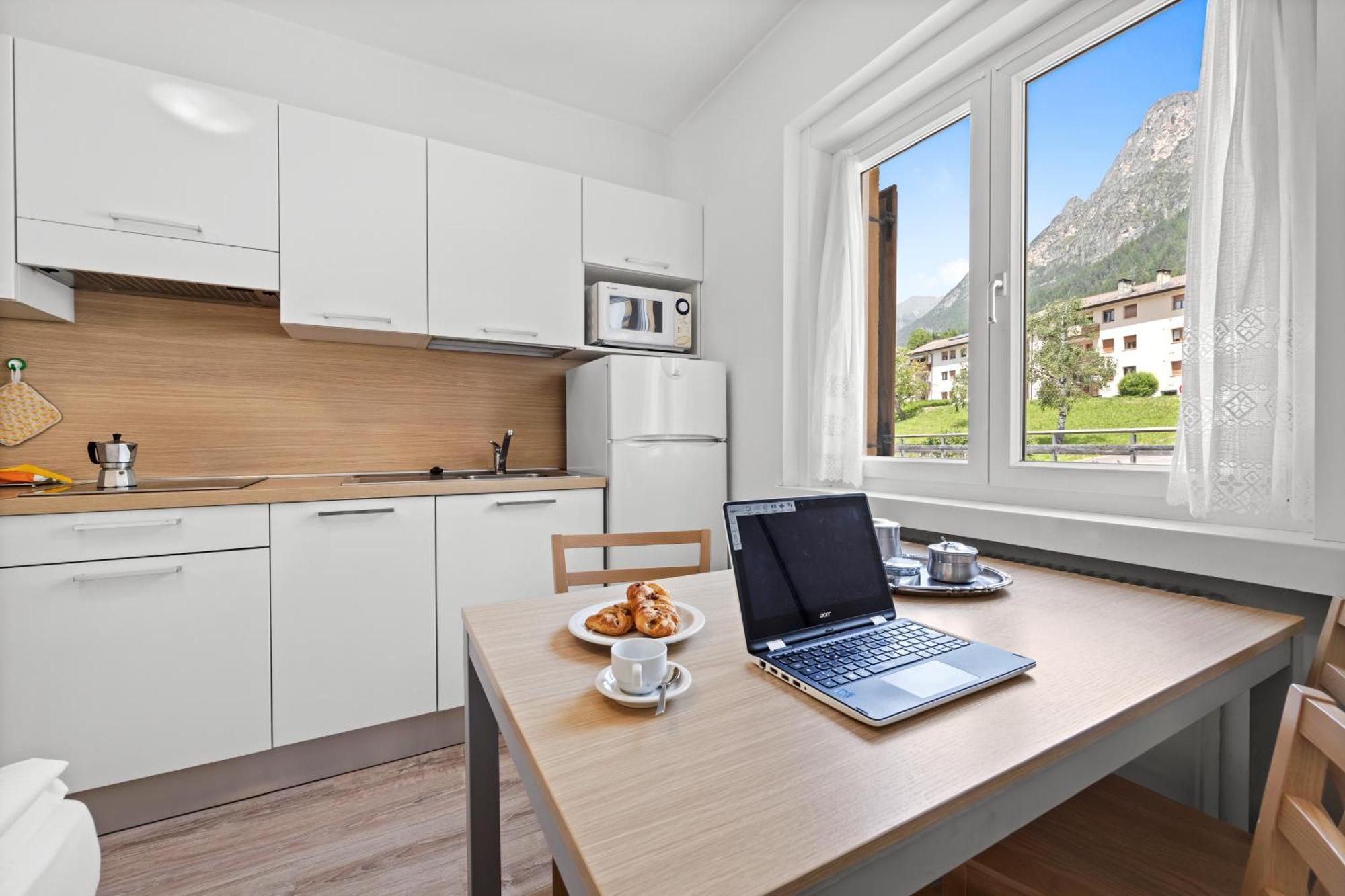 Residence Lagorai Тезеро Стая снимка