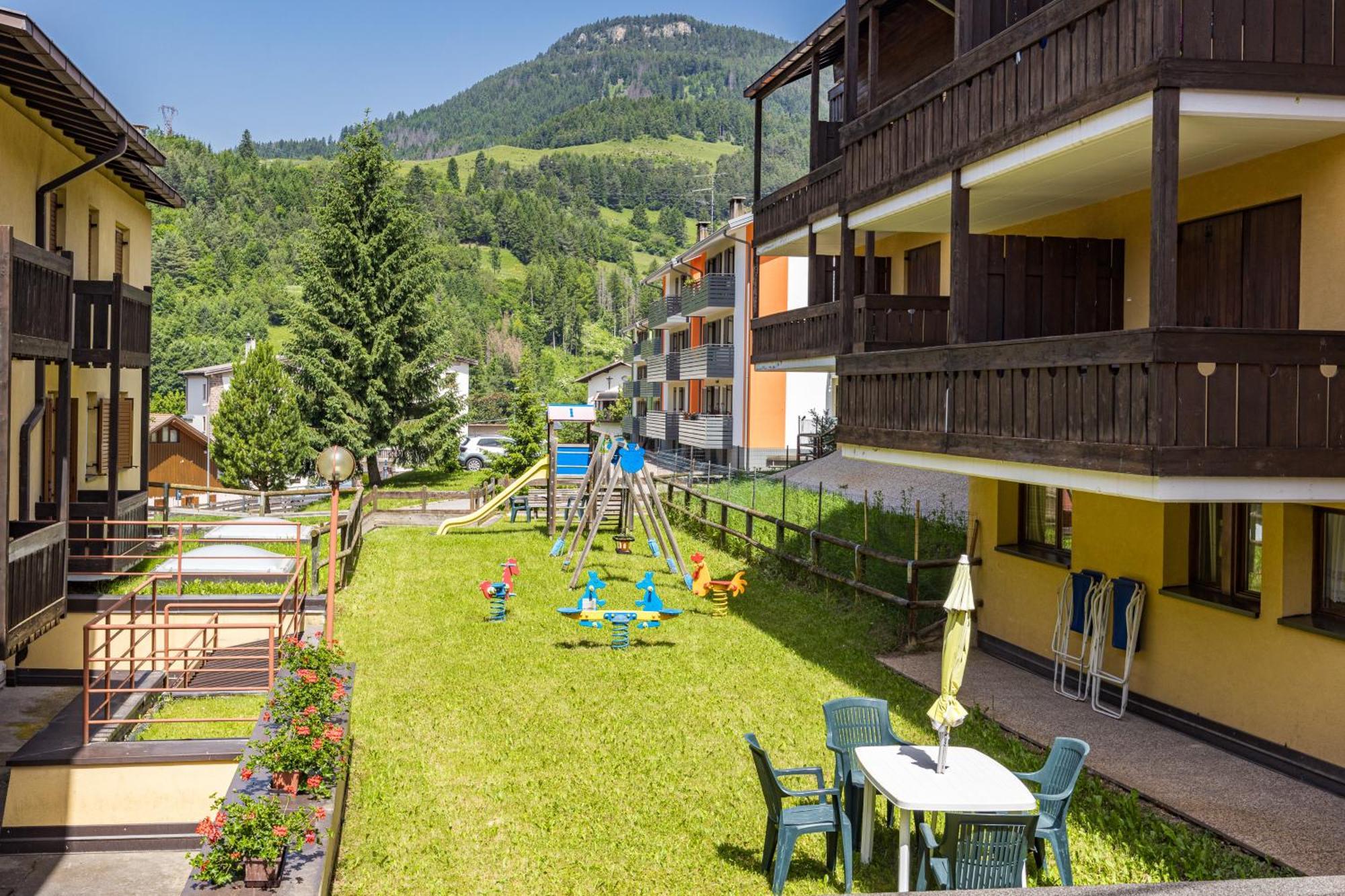 Residence Lagorai Тезеро Стая снимка
